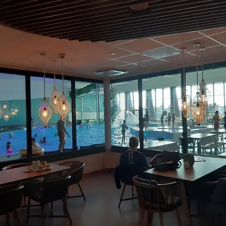 +/- 5 Minutes To Sea, Self Checkin Lejlighed