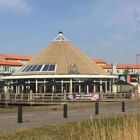 +/- 5 Minutes To Sea, Self Checkin Lejlighed