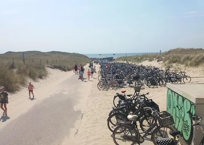 +/- 5 Minutes To Sea, Self Checkin Lejlighed Julianadorp