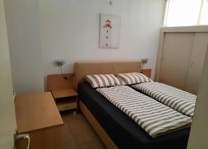 Apartman +/- 5 Minutes To Sea, Self Checkin